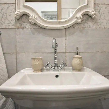 A La Champagne Apartment Prague